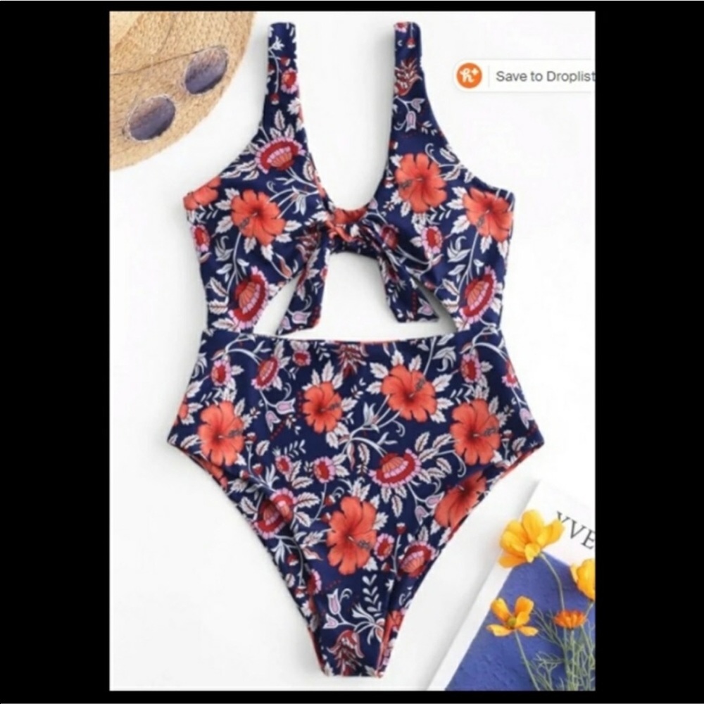 NWT super cute floral Zaful one-piece swimsuit 🌺